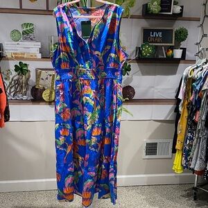 Sleeveless Blue Tropical Print Maxi Dress size 3 X. Ptp is 26. Length is 53.